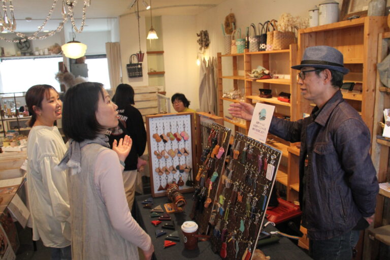 にぎわったねいろマルシェ＝岡山県津山市で