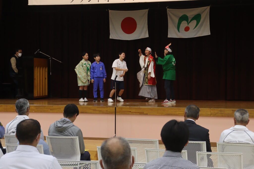 旭学園児童によるアトラクション