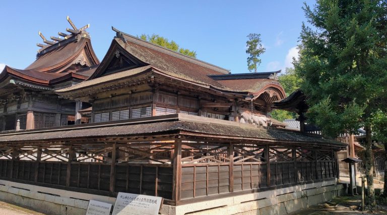 一宮の中山神社を登録有形文化財に登録