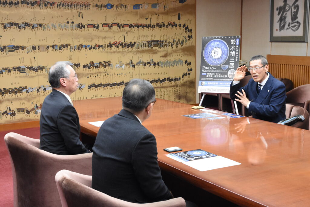 谷口圭三市長を表敬訪問した鈴木禎三さん