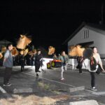 真剣な表情で練習に励む田町奴保存会の会員