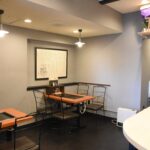 落ち着いたおしゃれなたたずまいの店内