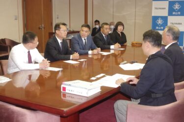 日本の医療施設など視察　内モンゴル自治区の視察団　「医療・介護学び、今後も交流を」／岡山・津山市