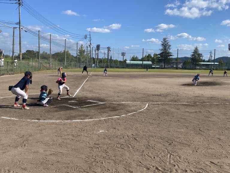 互いの心を通わせた交流試合=岡山県津山市で