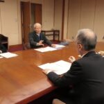 要望書の内容について説明する城北支部代表