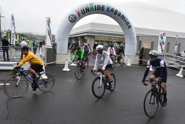350人が「ファンライド」　自然豊かなコース巡る　県内最大級サイクリングイベント／岡山・鏡野町