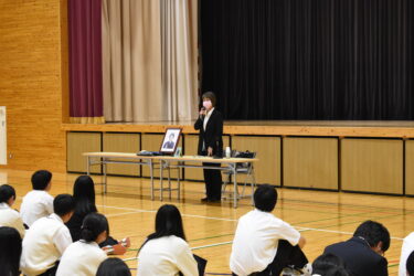命を守る大切さ　交通事故被害者遺族による講演会　「命と喜び」を演題に／岡山・真庭市　