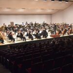 津山市内の中学生吹奏楽部が関西フィルと共演=岡山県津山市で