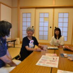 津山東公民館で開催された「子育てトークルームぽかぽか」=岡山県津山市で