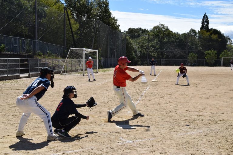 全本旗争奪ソフトボール大会（津山市東部ソフトボール協会主催）、川崎の東部運動公園グラウンドで開かれた