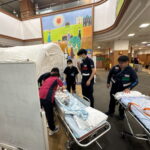 医療支援に当たる津山中央病院DMAT＝熊本県で（津山中央病院提供）