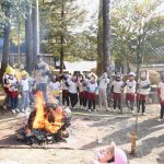 14日、津山市内各地で「とんど焼き」