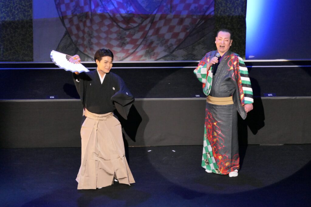 宗家・身志さんと2代目・一樹さん親子のステージ