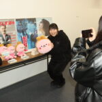 撮影に励む学生