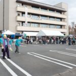 障害者たちのリズムカルなダンスで盛り上がる会場